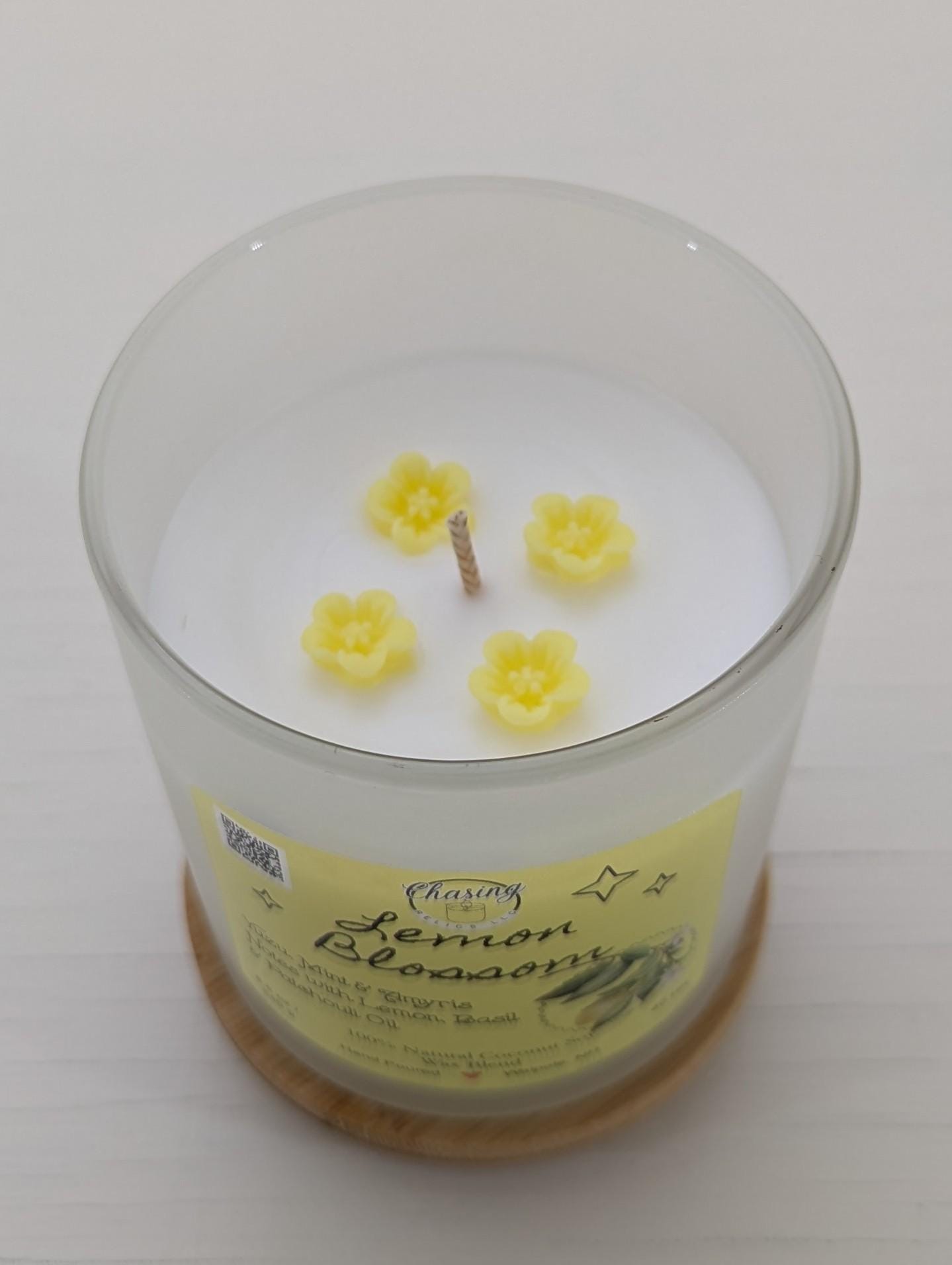 Lemon Blossom Candle – 8.5 oz | Hand-Poured in Frosted Jar with Bamboo Lid | Phthalate-Free | Summer Scent