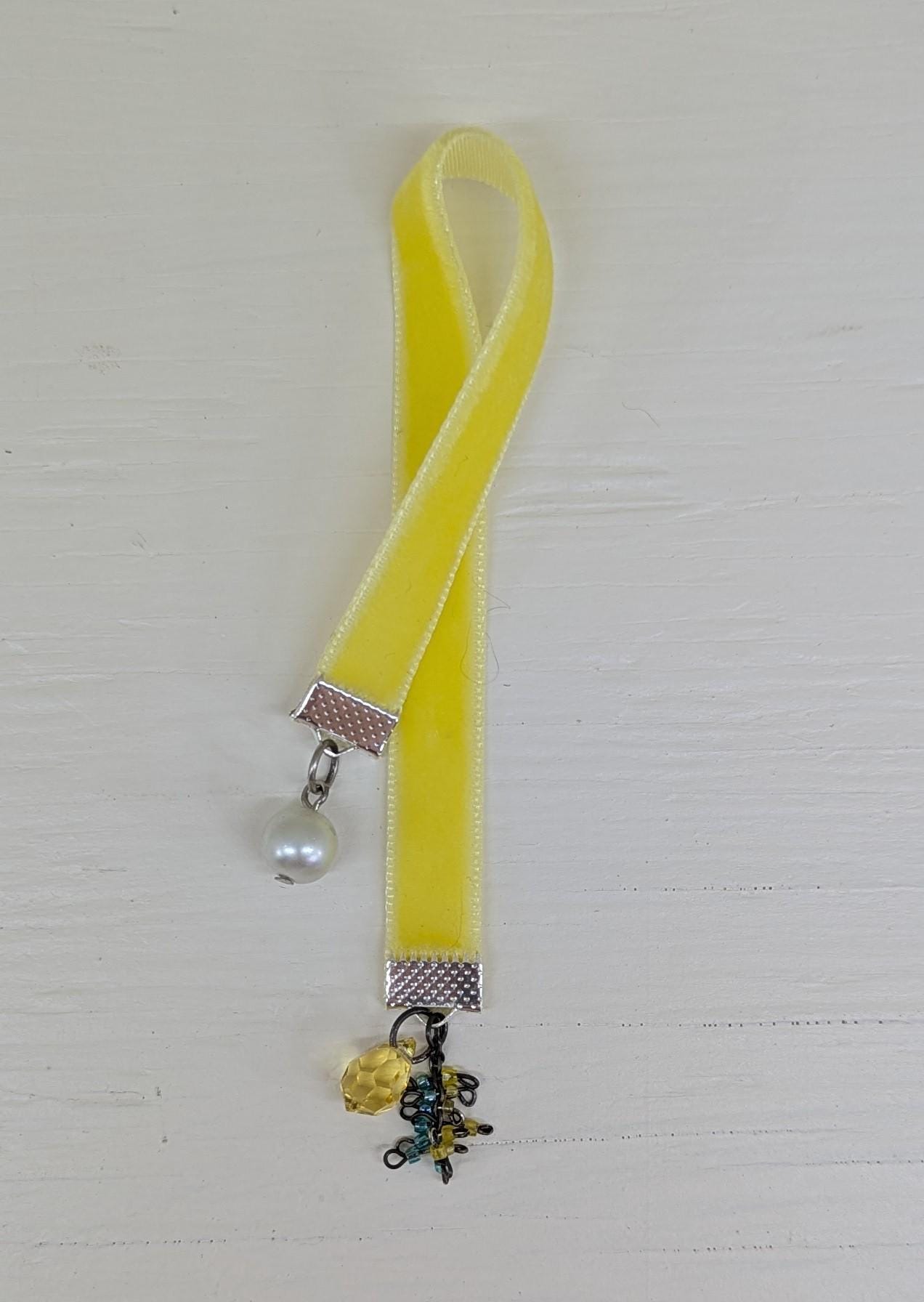 Sunny Velvet Bookmark with Vintage Beads – 6" Handmade Ribbon Bookmark with Pearl & Yellow Gem Dangles – Boho Book Accessory Gift