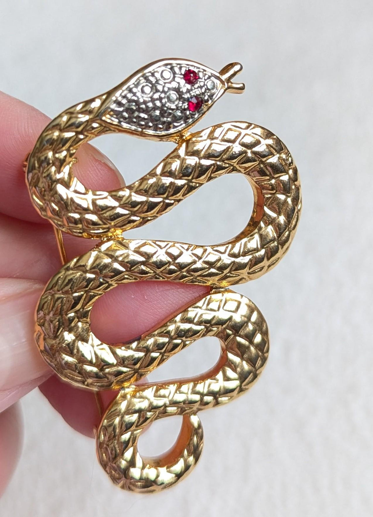 Vintage Gold Snake Brooch with Red Crystal Eyes – Coiled Serpent Statement Pin