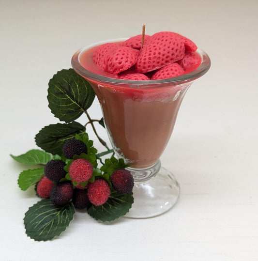 Strawberry Chocolate Sundae Candle – Vintage Glass Dessert Candle | Realistic Wax Strawberries | 6oz Coco Soy Candle | Handmade Gift