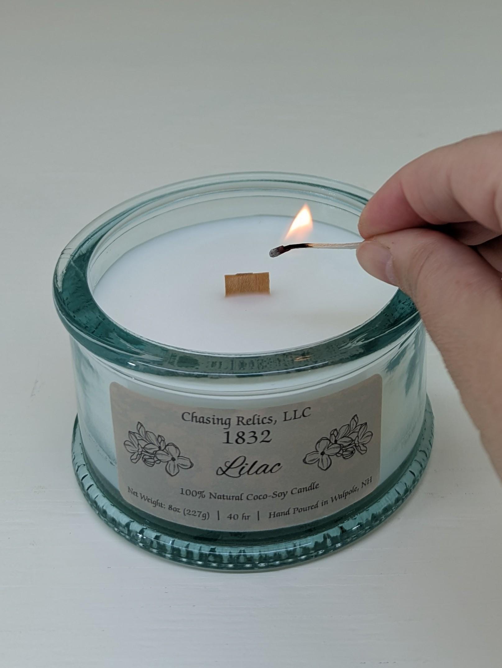 Lilac Candle in Recycled Glass | 8oz Hand-Poured Coco-Soy Wax | Wooden Wick Floral Scented Gift