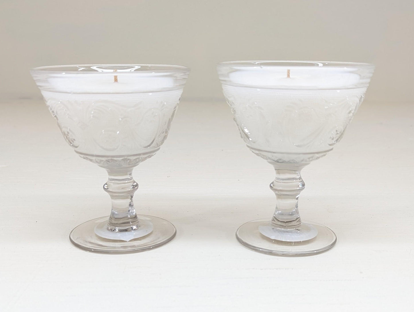 Lemon Blossom Scented Candles with Bookmark Bundle | Vintage Glass, Coco-Soy Wax & Velvet Ribbon