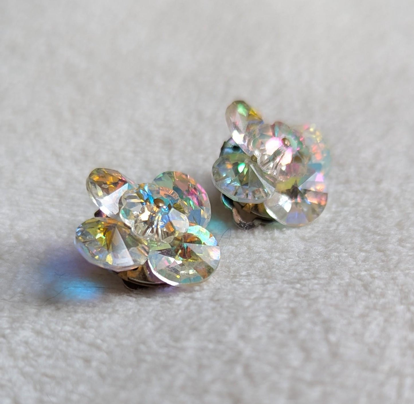 Vintage Aurora Borealis Clip-On Earrings – Iridescent Crystal Floral Design, Mid Century Costume Jewelry