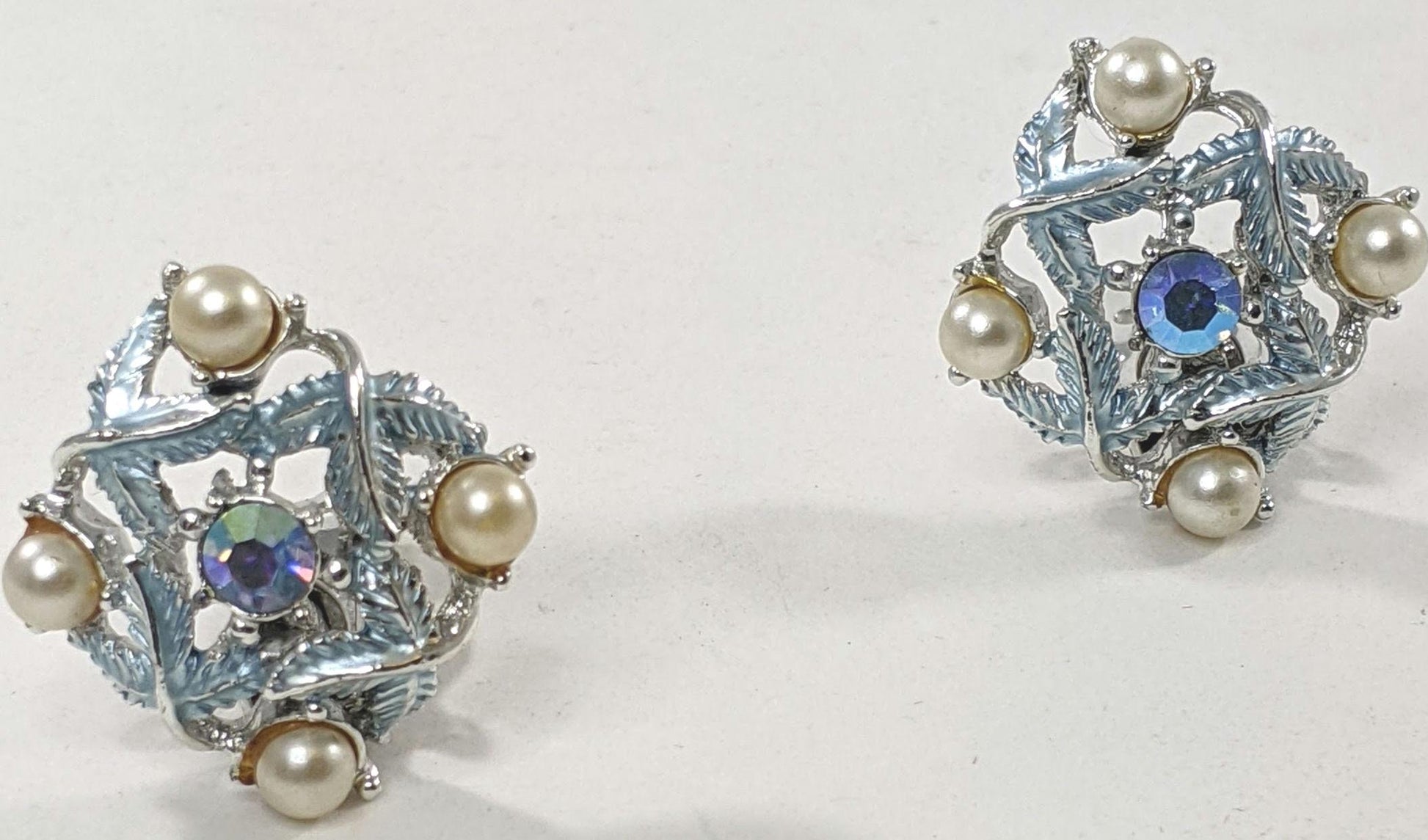 Vintage Baby Blue Clip-On Earrings – Faux Pearl Accents, 1950s Pastel Costume Jewelry
