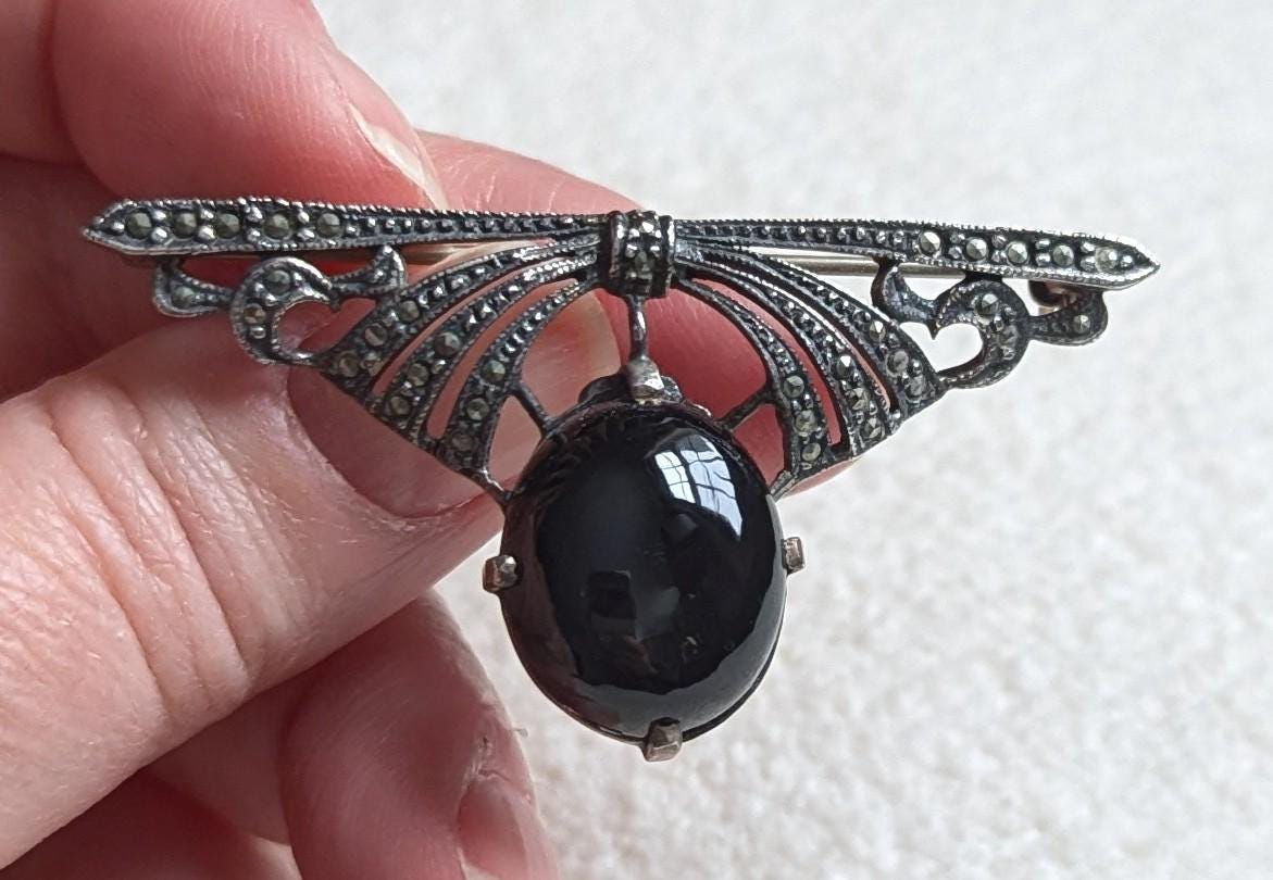 Vintage Art Deco Sterling Silver Onyx Marcasite Bow Brooch