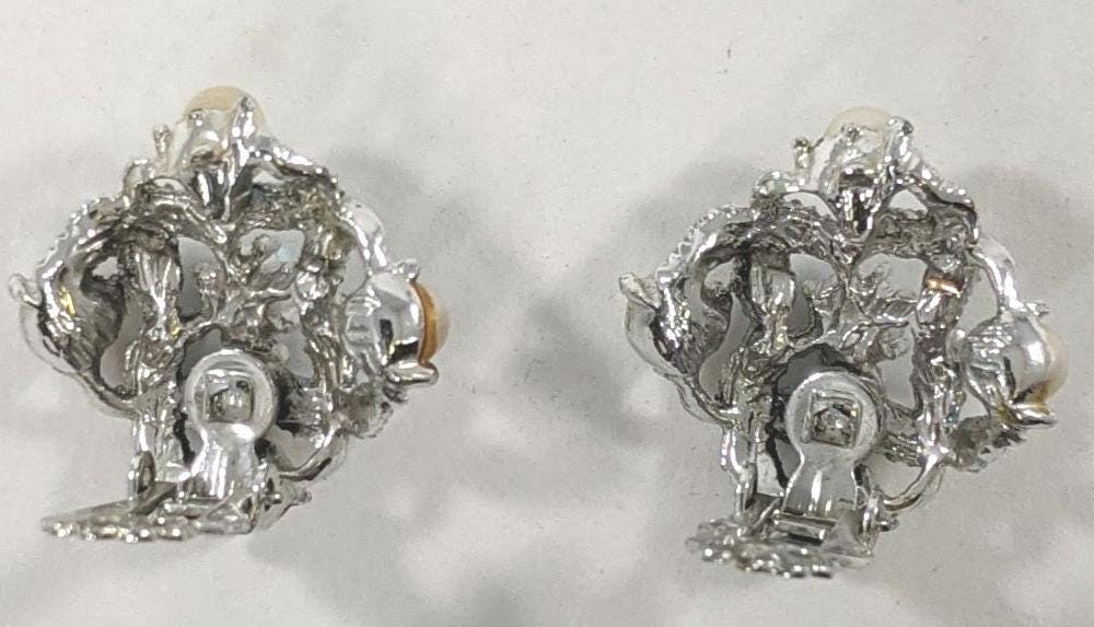 Vintage Baby Blue Clip-On Earrings – Faux Pearl Accents, 1950s Pastel Costume Jewelry