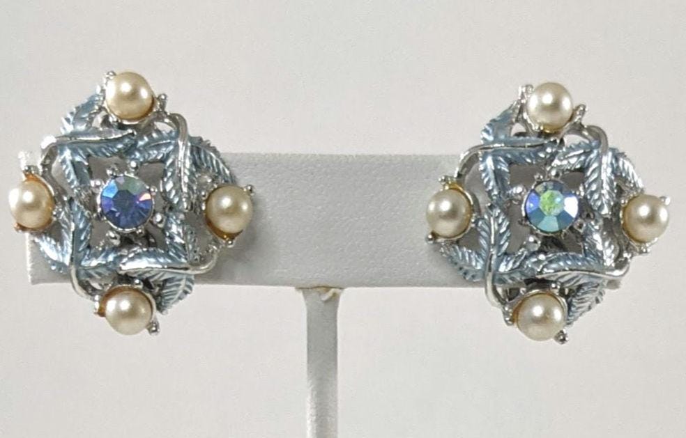 Vintage Baby Blue Clip-On Earrings – Faux Pearl Accents, 1950s Pastel Costume Jewelry