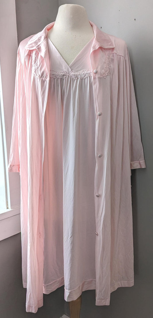 Vintage Vanity Fair Pink Nylon Peignoir Set | Lace Nightgown & Robe