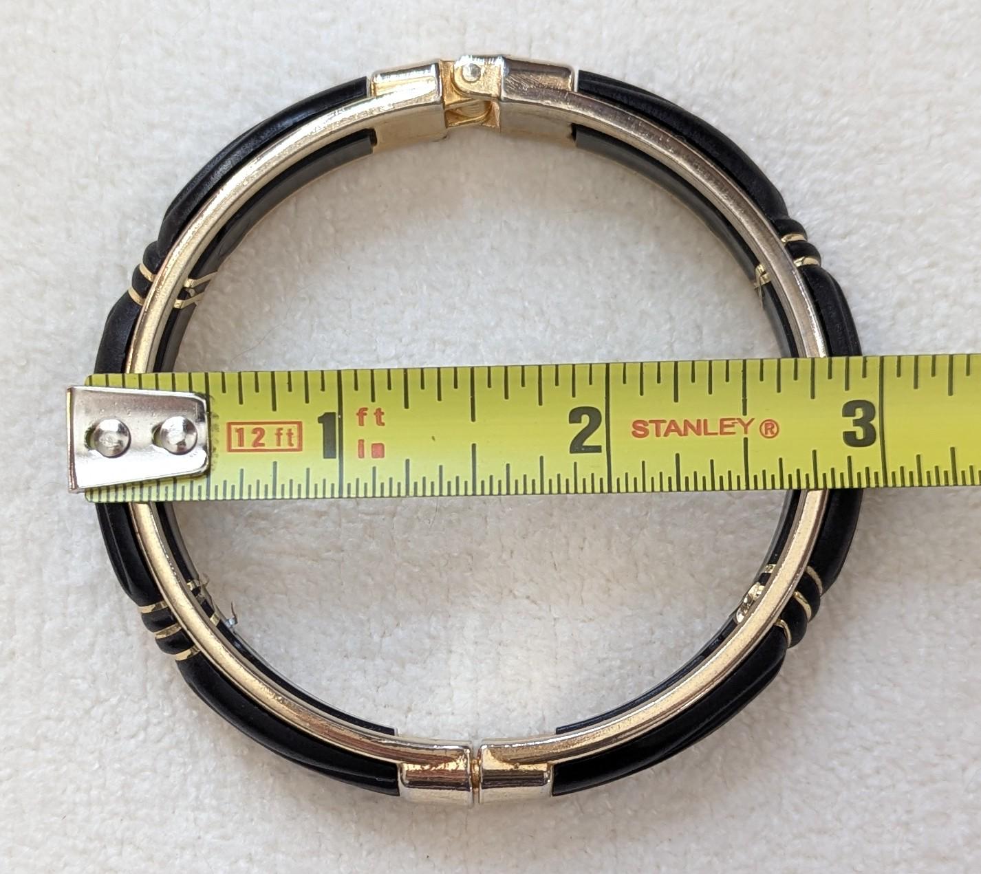 Vintage Black & Gold Clamshell Bangle | 1980s Retro Statement Bracelet