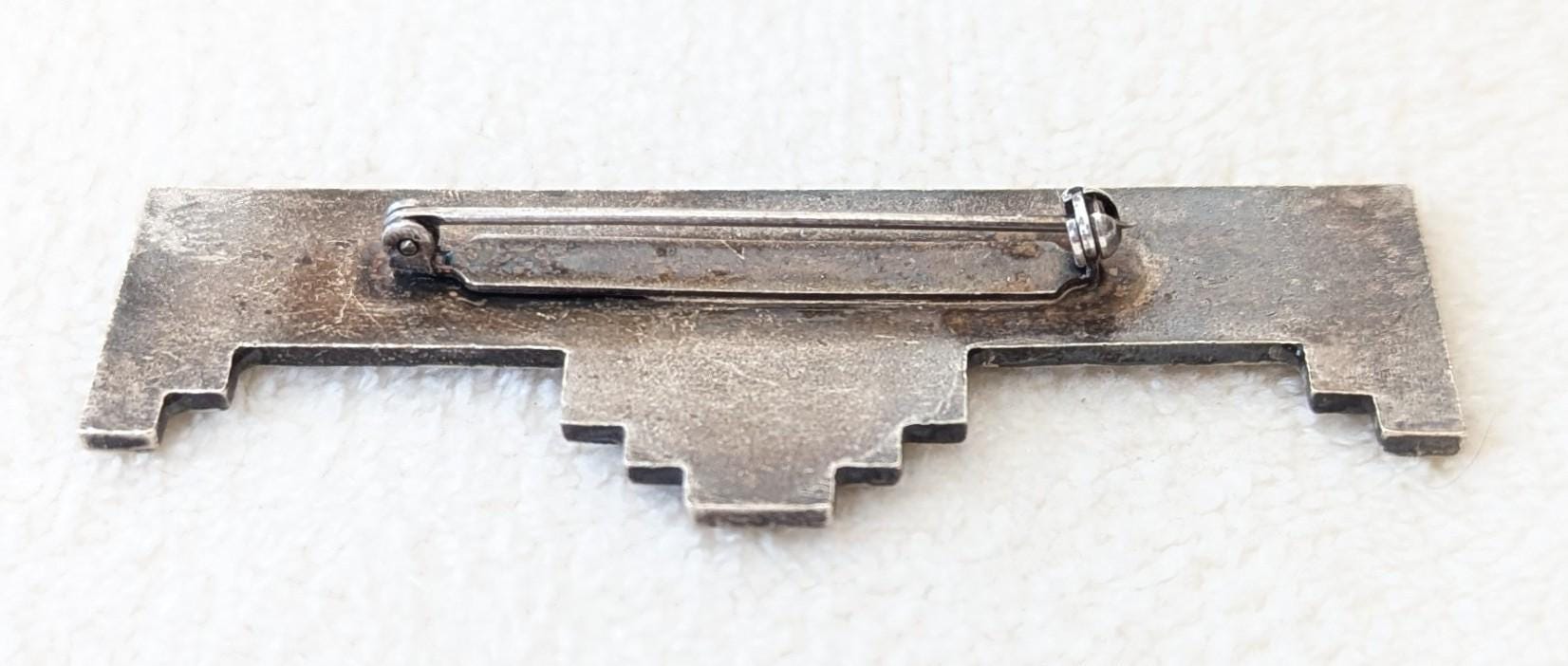 Authentic Art Deco Rhinestone Enamel Brooch – 1930s Geometric Stepped Bar Pin, Vintage Silver Tone Statement Jewelry