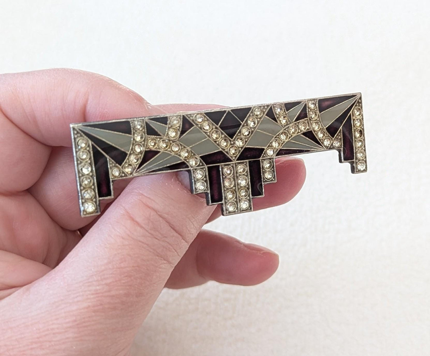 Authentic Art Deco Rhinestone Enamel Brooch – 1930s Geometric Stepped Bar Pin, Vintage Silver Tone Statement Jewelry