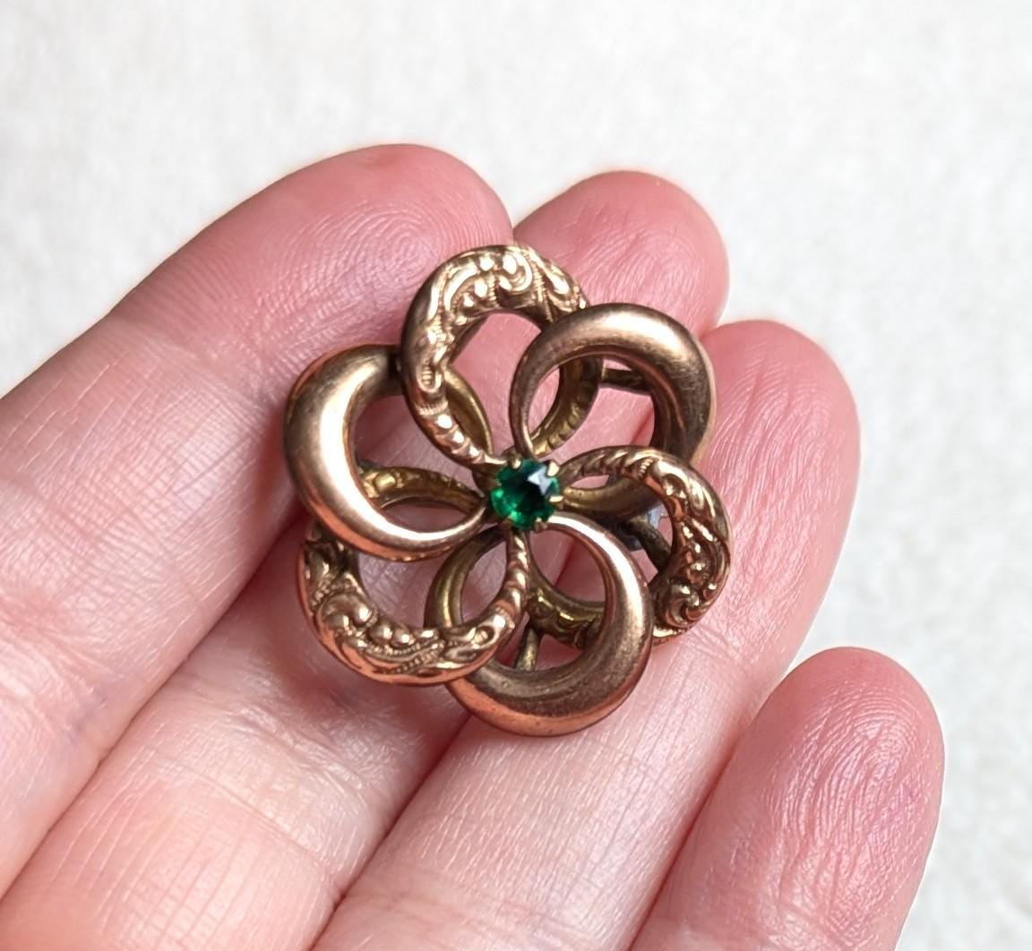 Vintage 1940s Copper Tone Floral Swirl Brooch | Green Glass Center | Art Nouveau Revival Pin