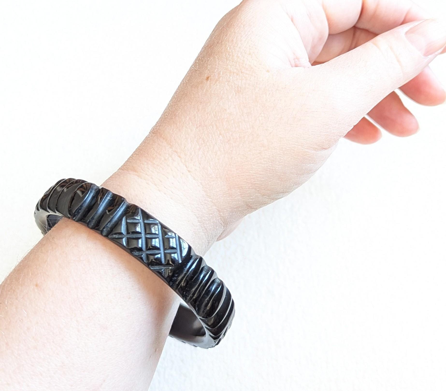 Vintage Black Carved Bakelite Bangle | Art Deco Jewelry