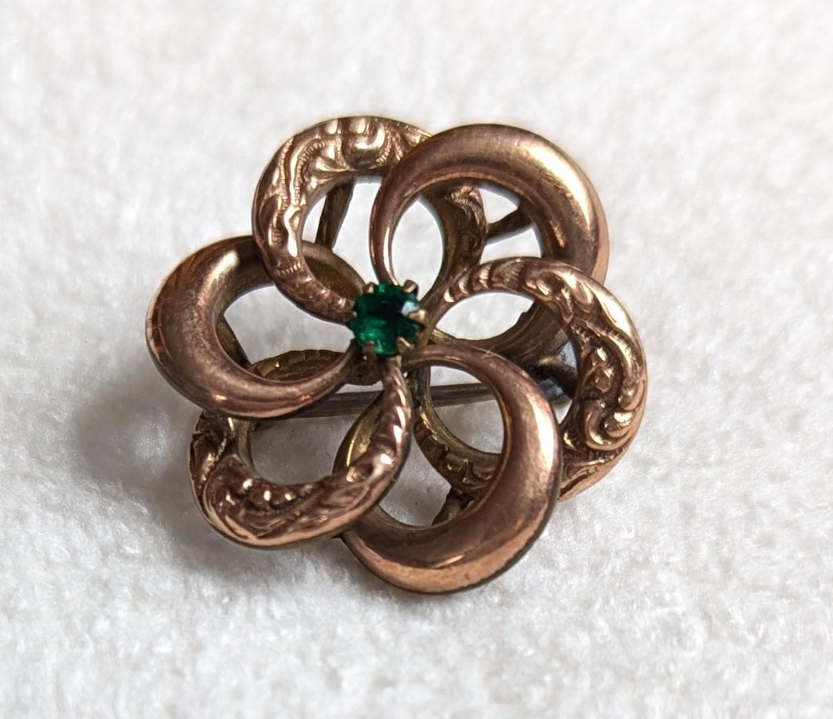 Vintage 1940s Copper Tone Floral Swirl Brooch | Green Glass Center | Art Nouveau Revival Pin