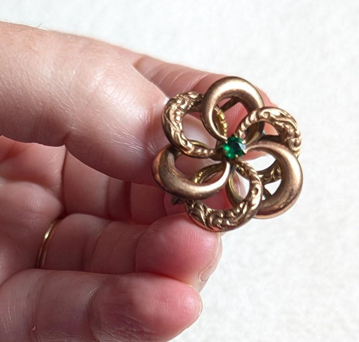 Vintage 1940s Copper Tone Floral Swirl Brooch | Green Glass Center | Art Nouveau Revival Pin
