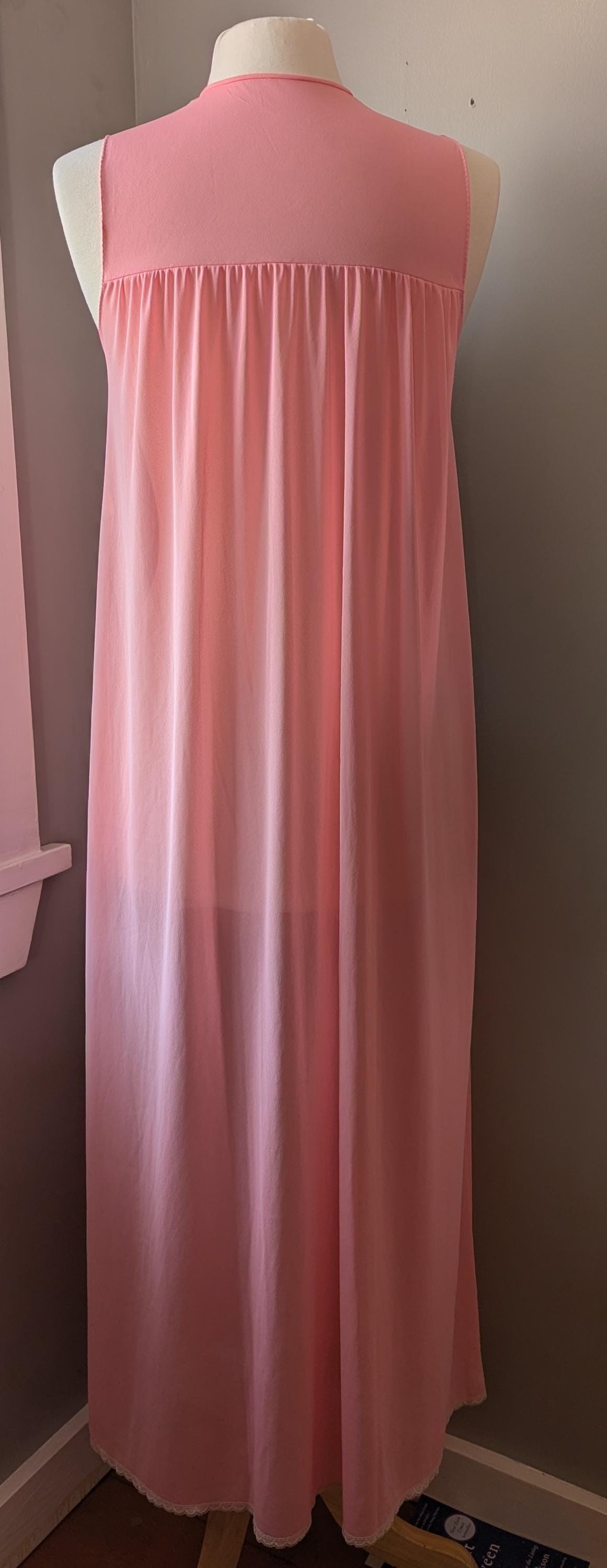 Vintage Kayser Pink Nylon Nightgown Lace Yoke Ribbon Trim Romantic Lingerie Gown Size M