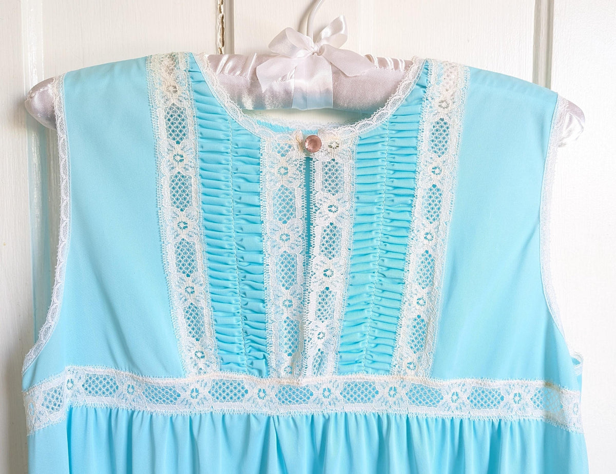 Vintage Aristocraft Turquoise Nylon Nightgown Lace Trim Pintuck Bodice Sleeveless Long Nightgown 70s Lingerie