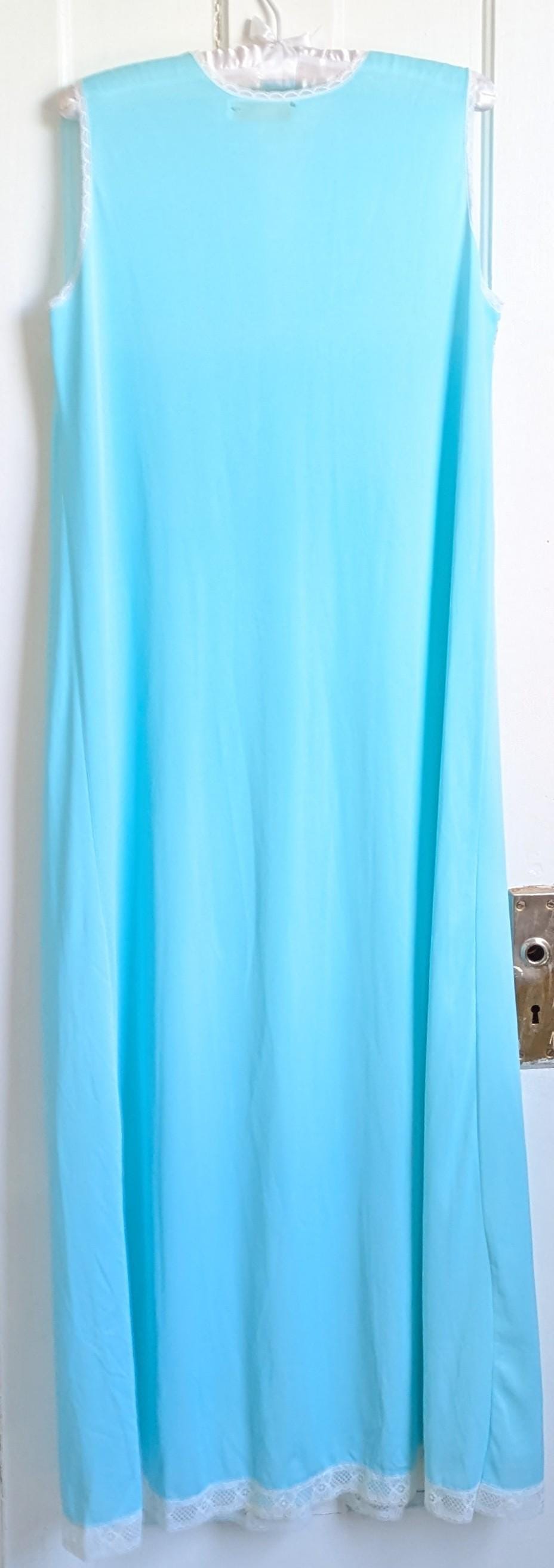 Vintage Aristocraft Turquoise Nylon Nightgown Lace Trim Pintuck Bodice Sleeveless Long Nightgown 70s Lingerie