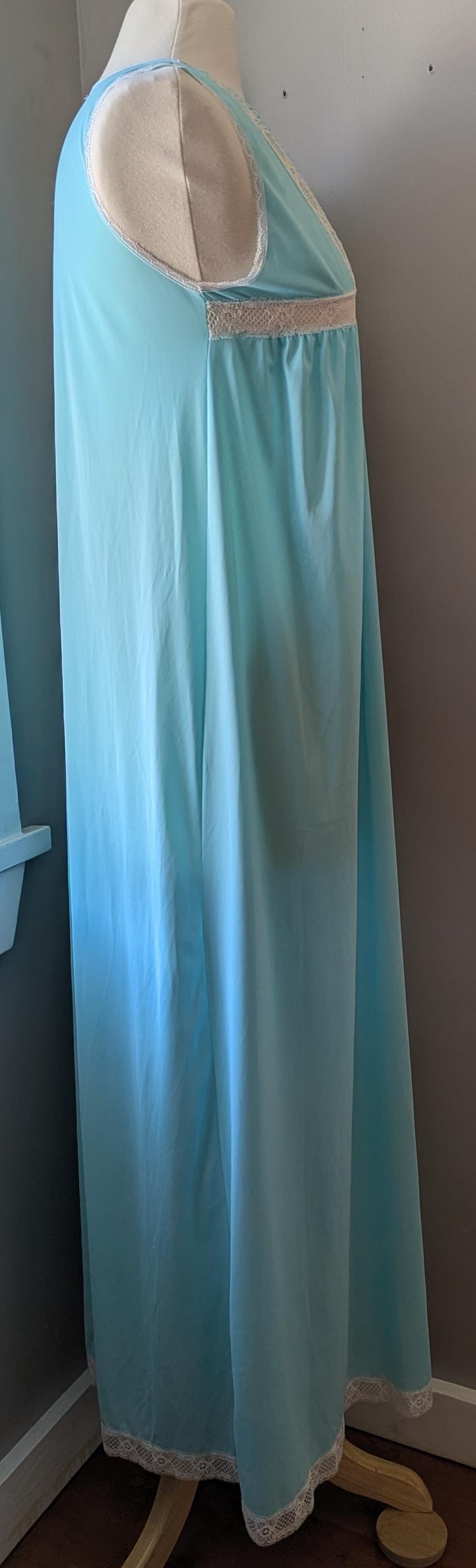 Vintage Aristocraft Turquoise Nylon Nightgown Lace Trim Pintuck Bodice Sleeveless Long Nightgown 70s Lingerie