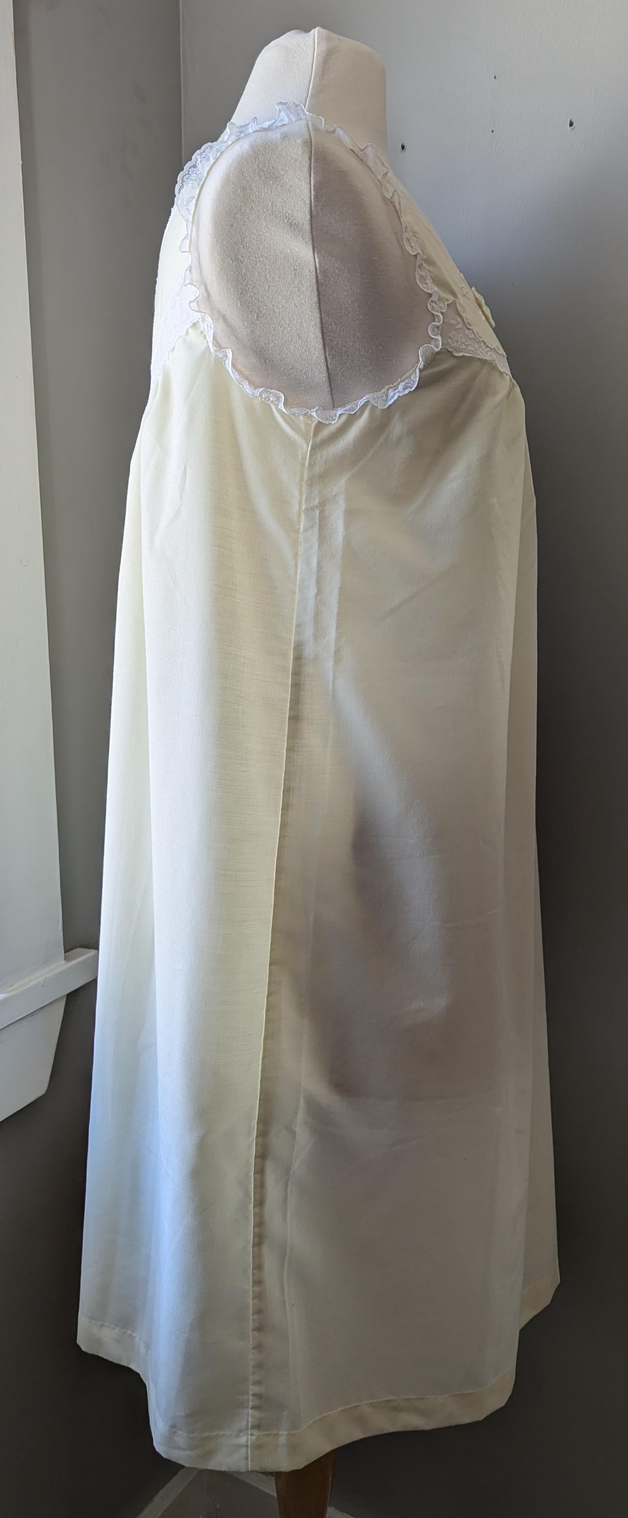 Vintage Barbizon Cotton Nightgown: Lace Trim Waltz Length Sleep Dress