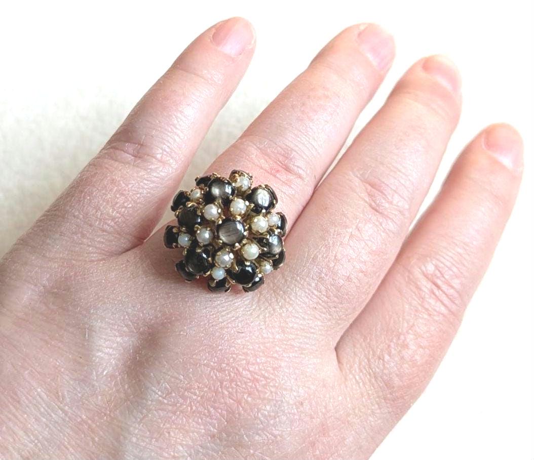 Vintage Star Sapphire Seed Pearl Cluster Ring – 14k Gold Statement Estate Jewelry
